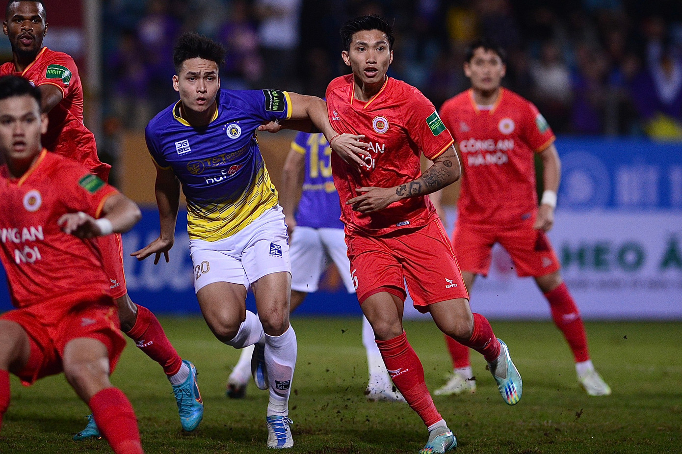 Văn Quyết lập cú đúp, Hà Nội FC hạ đẹp CAHN trận cầu tâm điểm vòng 2 V-League ảnh 7 Văn Quyết lập cú đúp, Hà Nội FC hạ đẹp CAHN trận cầu tâm điểm vòng 2 V-League ảnh 7