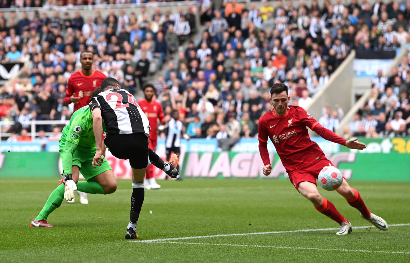 Đánh bại Newcastle 1-0, Liverpool tạm lên đỉnh bảng ảnh 9