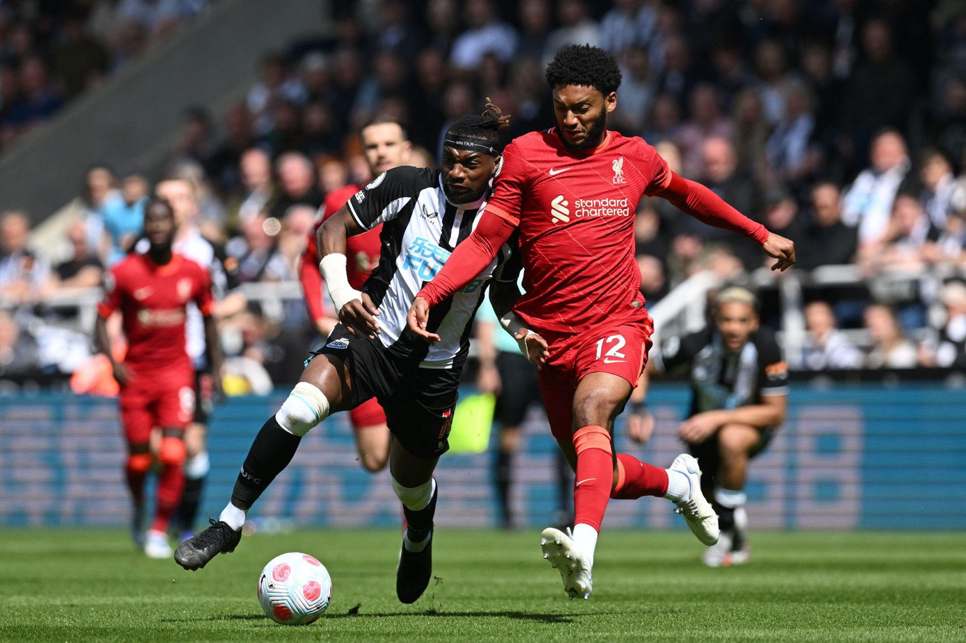 Đánh bại Newcastle 1-0, Liverpool tạm lên đỉnh bảng ảnh 4