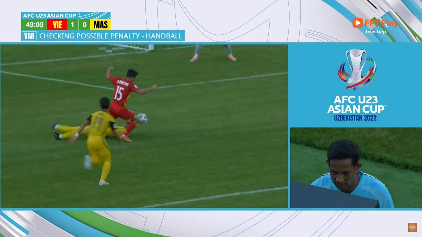 U23 Việt Nam vào tứ kết sau khi hạ Hổ Malaya 2-0 ảnh 15