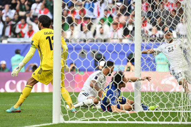 Đánh bại Nhật Bản 2-1, tuyển Iraq rộng đường vào vòng trong ảnh 14