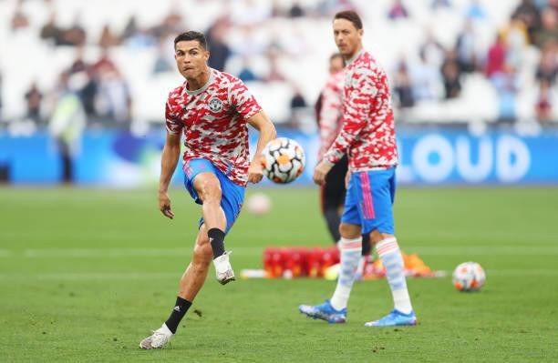 West Ham vs M.U 1-2: Ronaldo nổ súng, De Gea giữ lại 3 điểm cho Quỷ đỏ ảnh 7