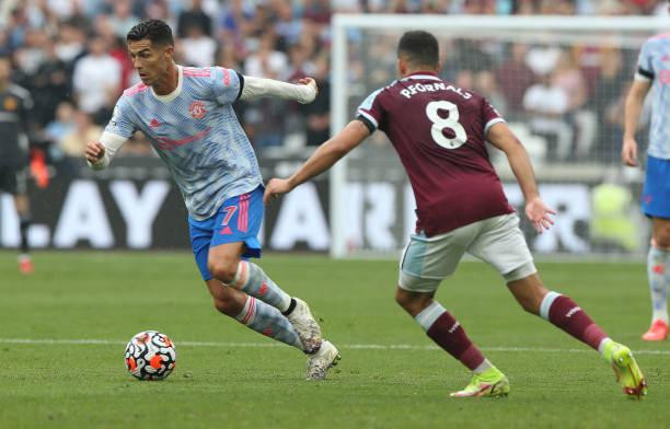 West Ham vs M.U 1-2: Ronaldo nổ súng, De Gea giữ lại 3 điểm cho Quỷ đỏ ảnh 19