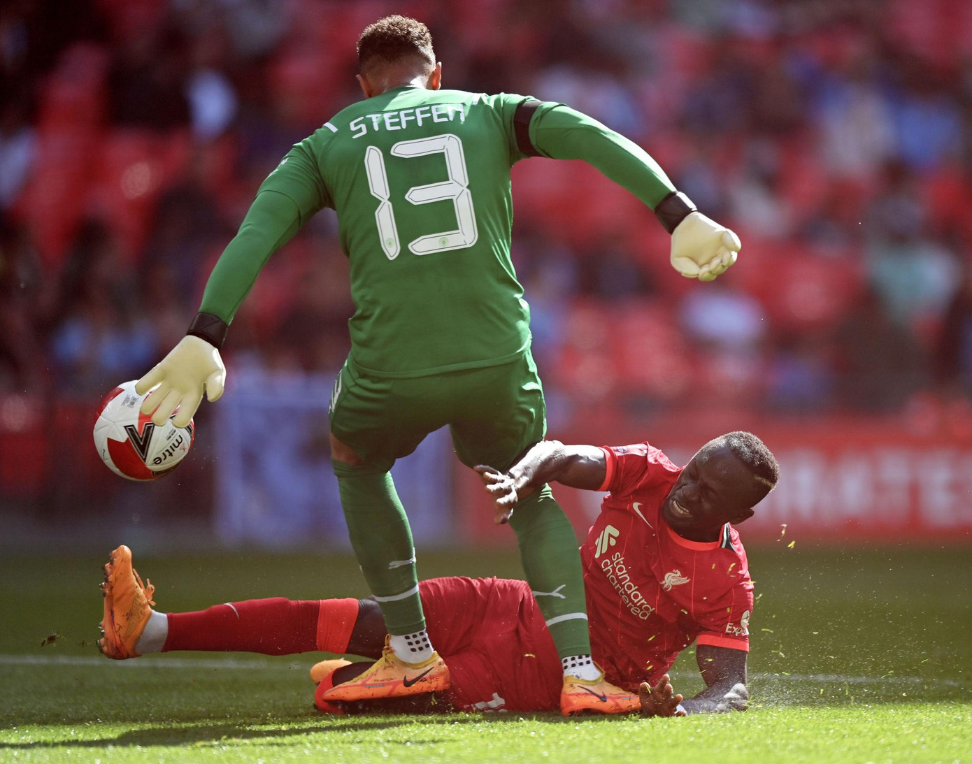 Thua Liverpool 2-3, Man City hết cơ hội ở FA Cup ảnh 12