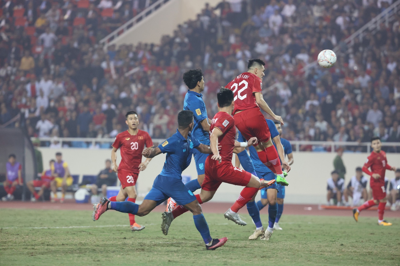 Để Thái Lan cầm hoà 2-2 trên sân nhà, tuyển Việt Nam đối mặt thách thức ở trận chung kết lượt về ảnh 48