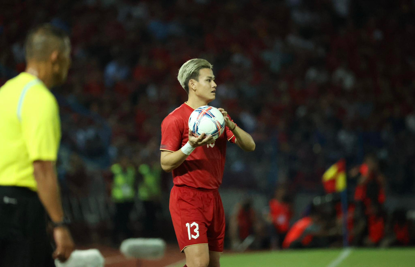 Vượt qua Hồng Kông (Trung Quốc) 1-0, ĐTVN có chiến thắng đầu tiên cùng HLV Troussier ảnh 34