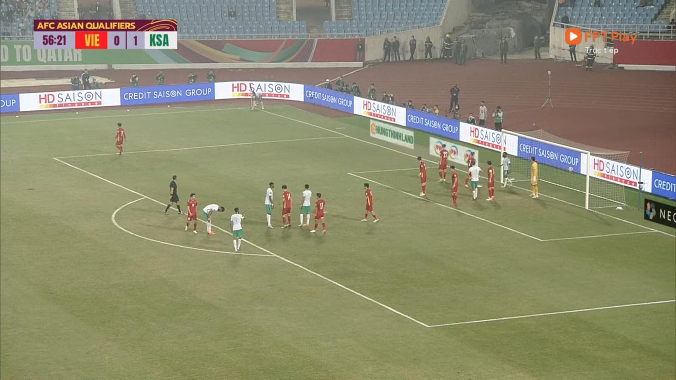 Trực tiếp Việt Nam vs Saudi Arabia 0-1: Chủ nhà thua với cách biệt tối thiểu ảnh 27 Trực tiếp Việt Nam vs Saudi Arabia 0-1: Chủ nhà thua với cách biệt tối thiểu ảnh 27