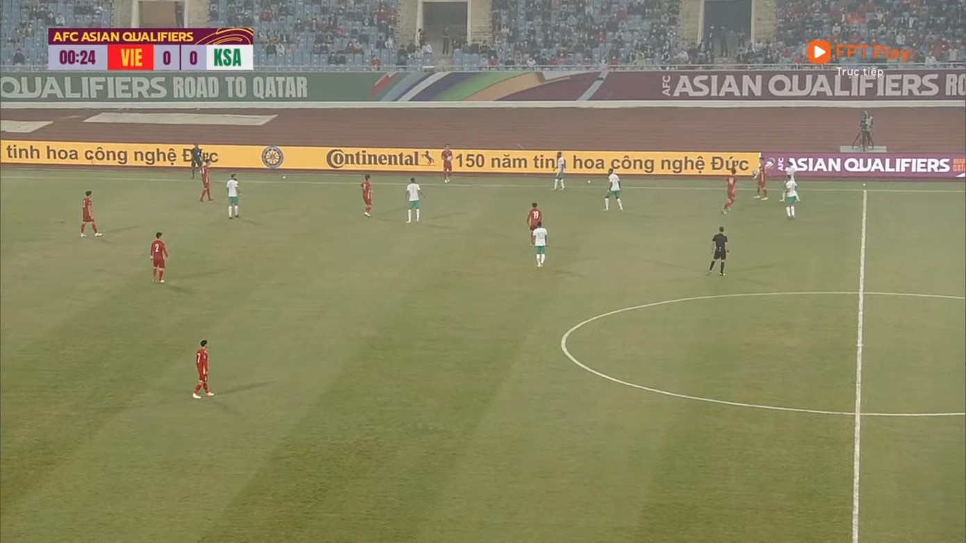 Trực tiếp Việt Nam vs Saudi Arabia 0-1: Chủ nhà thua với cách biệt tối thiểu ảnh 15 Trực tiếp Việt Nam vs Saudi Arabia 0-1: Chủ nhà thua với cách biệt tối thiểu ảnh 15