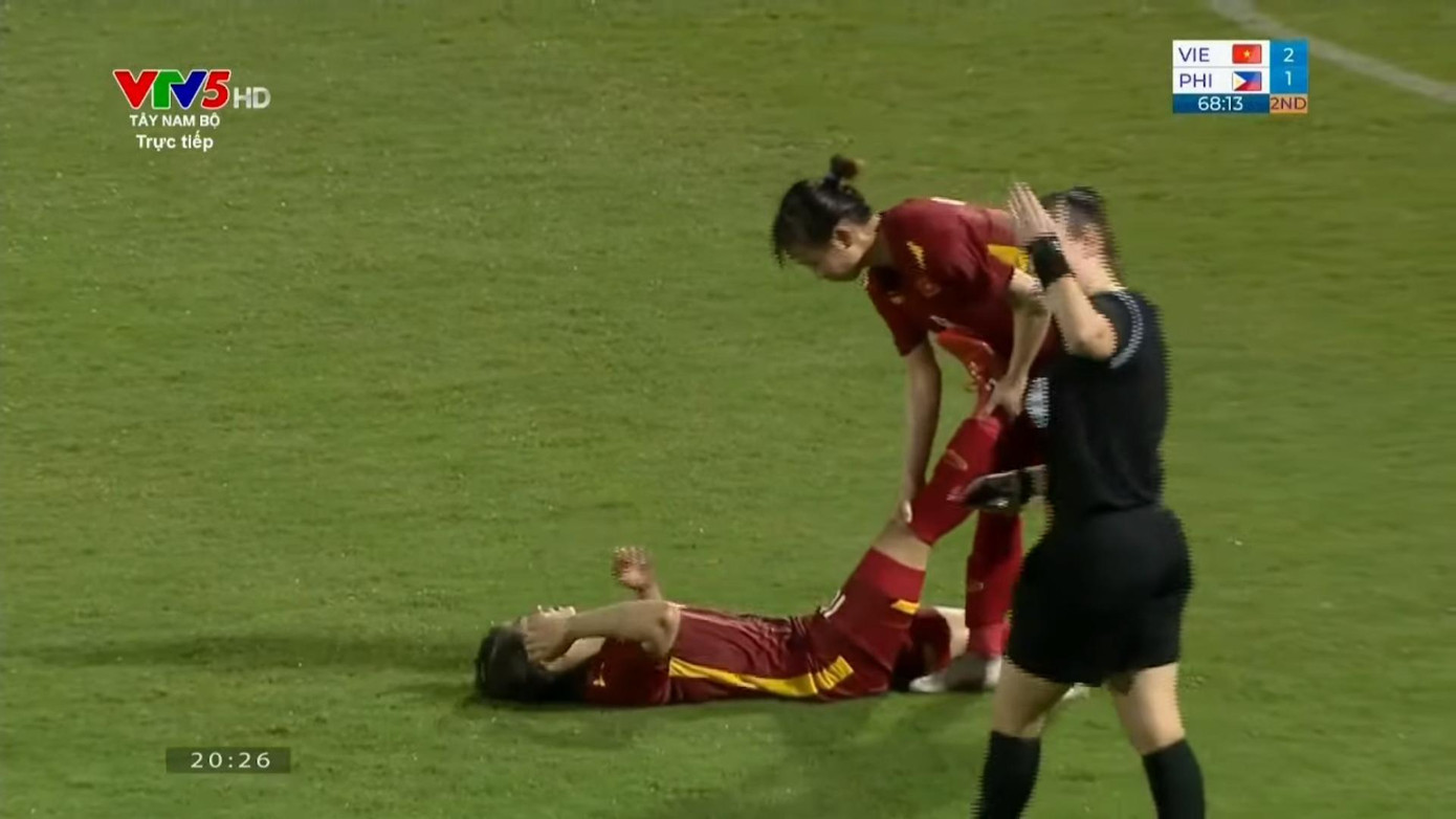 Đội tuyển nữ Việt Nam ngược dòng đánh bại Philippines 2-1 ảnh 4 Đội tuyển nữ Việt Nam ngược dòng đánh bại Philippines 2-1 ảnh 4