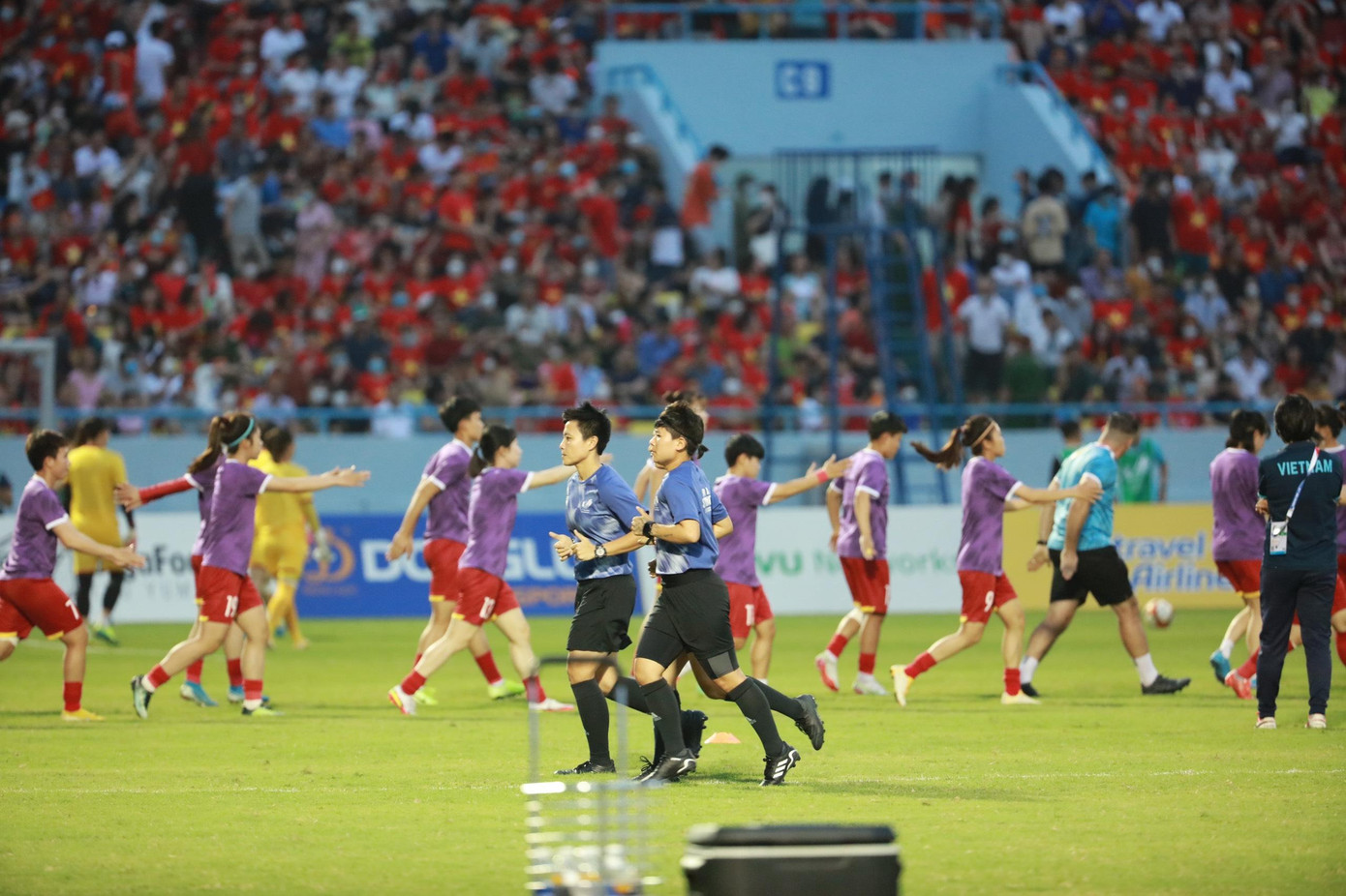 Đánh bại Thái Lan, đội tuyển nữ Việt Nam lần thứ 7 lên ngôi vô địch SEA Games ảnh 6