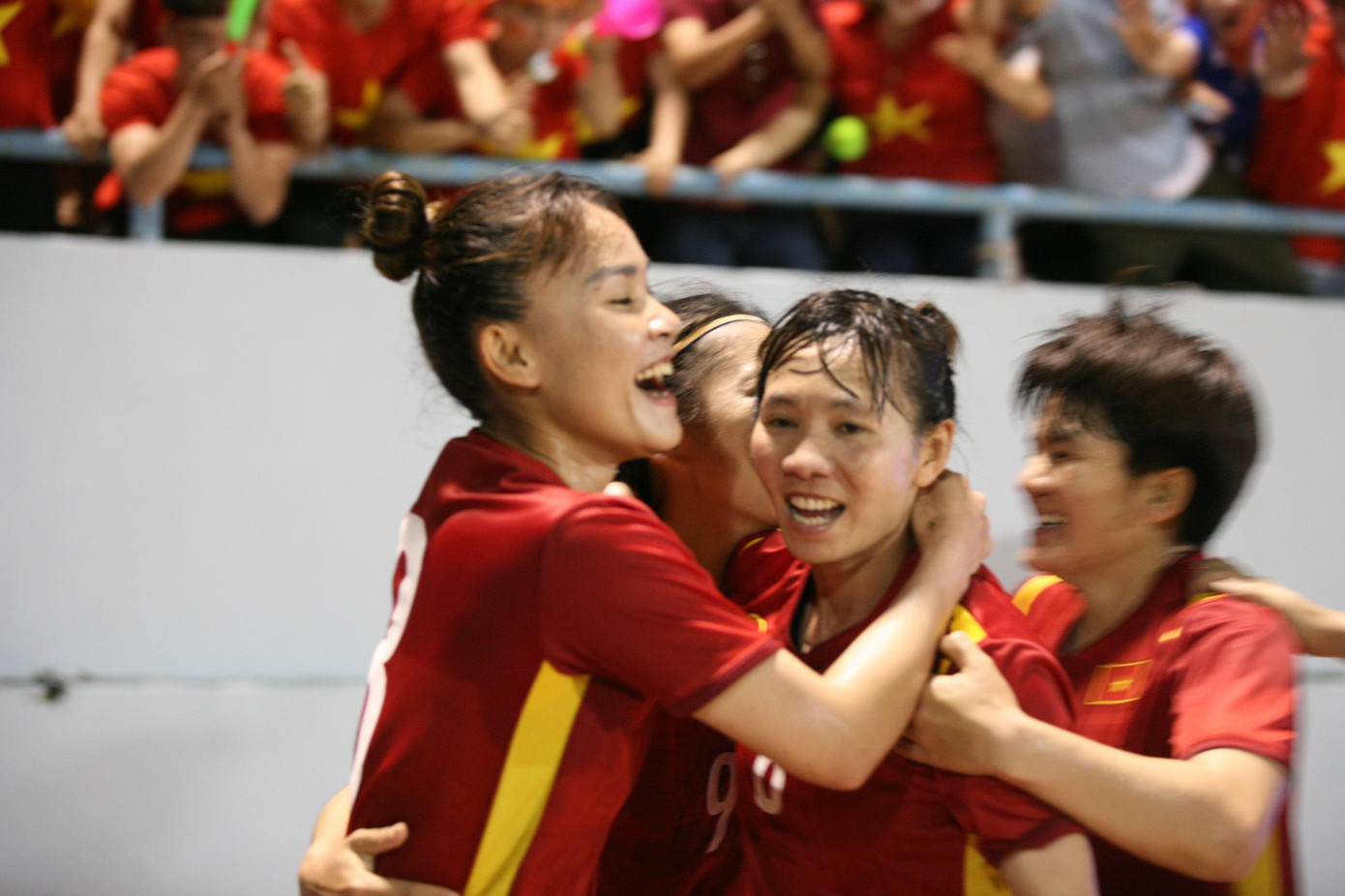 Đánh bại Thái Lan, đội tuyển nữ Việt Nam lần thứ 7 lên ngôi vô địch SEA Games ảnh 37
