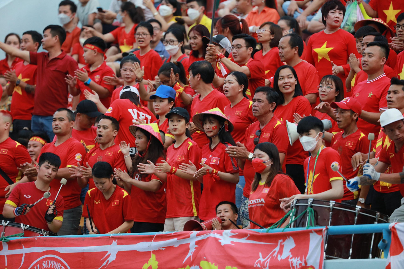 Đánh bại Thái Lan, đội tuyển nữ Việt Nam lần thứ 7 lên ngôi vô địch SEA Games ảnh 8