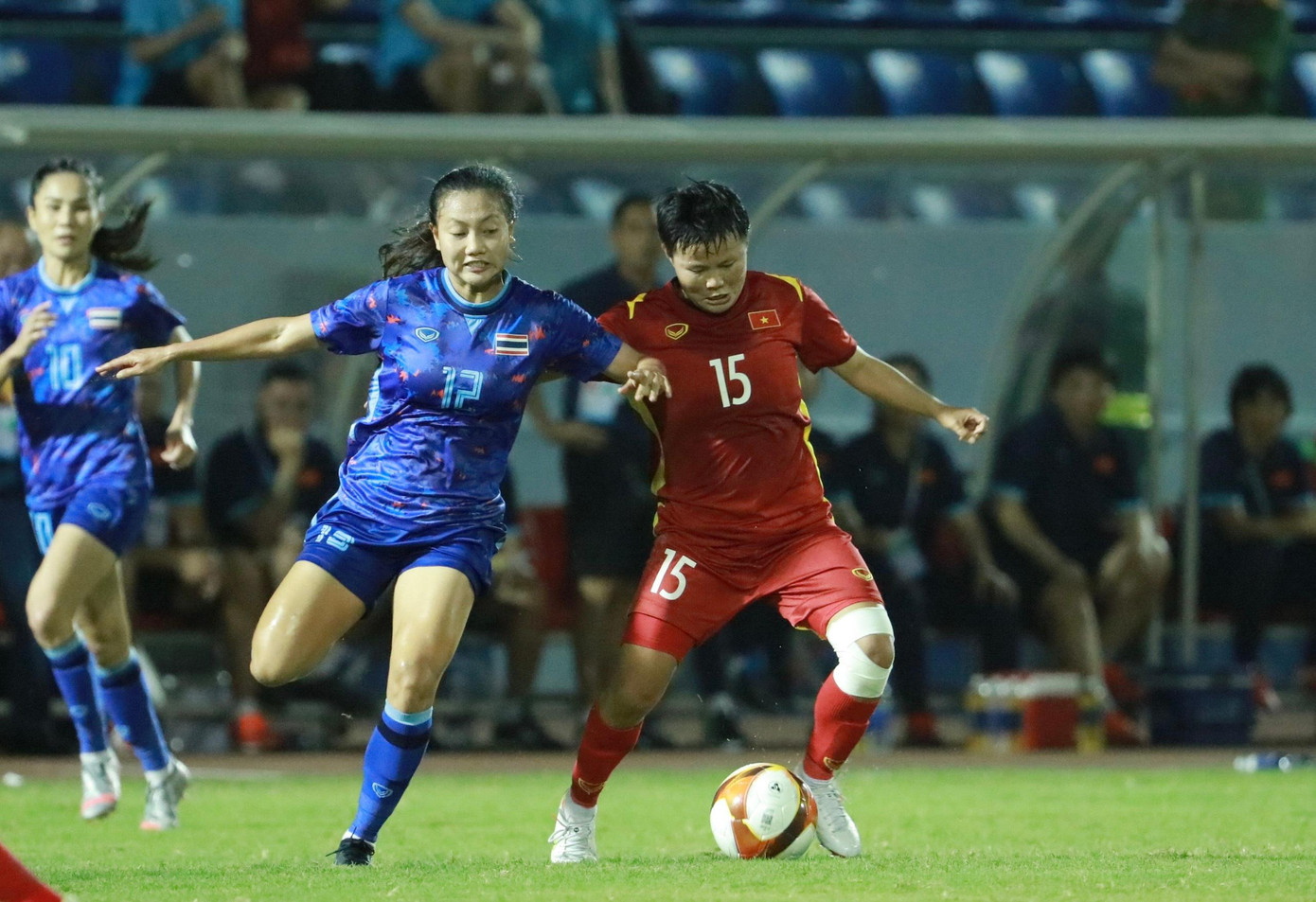 Đánh bại Thái Lan, đội tuyển nữ Việt Nam lần thứ 7 lên ngôi vô địch SEA Games ảnh 22