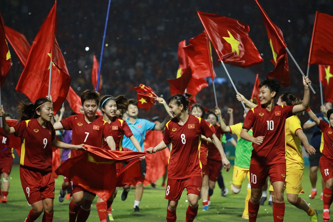 Đánh bại Thái Lan, đội tuyển nữ Việt Nam lần thứ 7 lên ngôi vô địch SEA Games ảnh 54