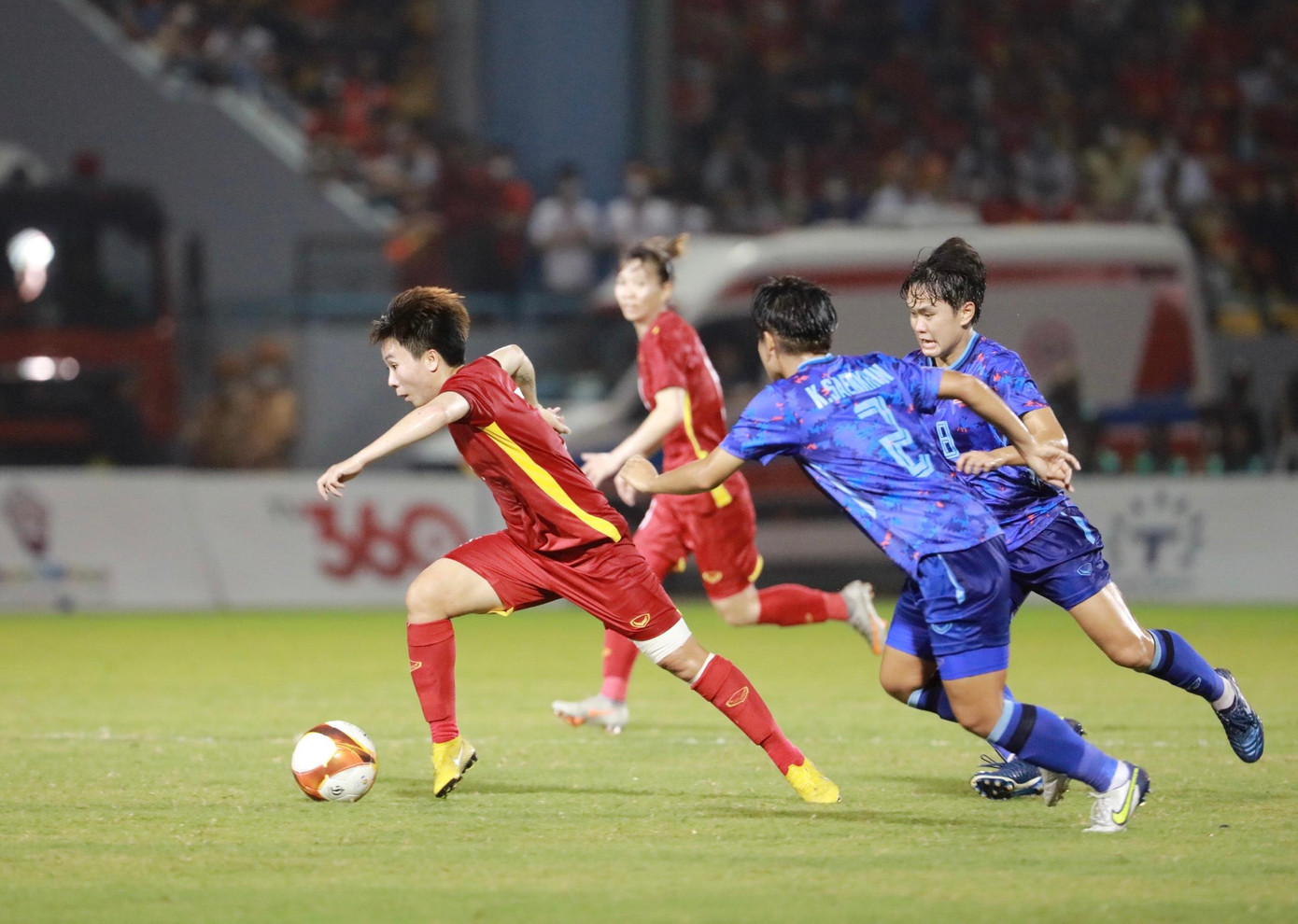 Đánh bại Thái Lan, đội tuyển nữ Việt Nam lần thứ 7 lên ngôi vô địch SEA Games ảnh 31