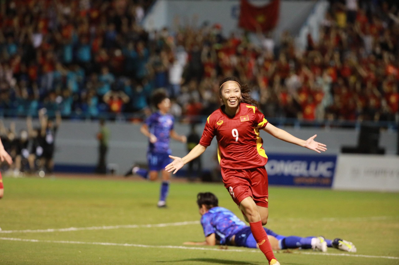 Đánh bại Thái Lan, đội tuyển nữ Việt Nam lần thứ 7 lên ngôi vô địch SEA Games ảnh 44