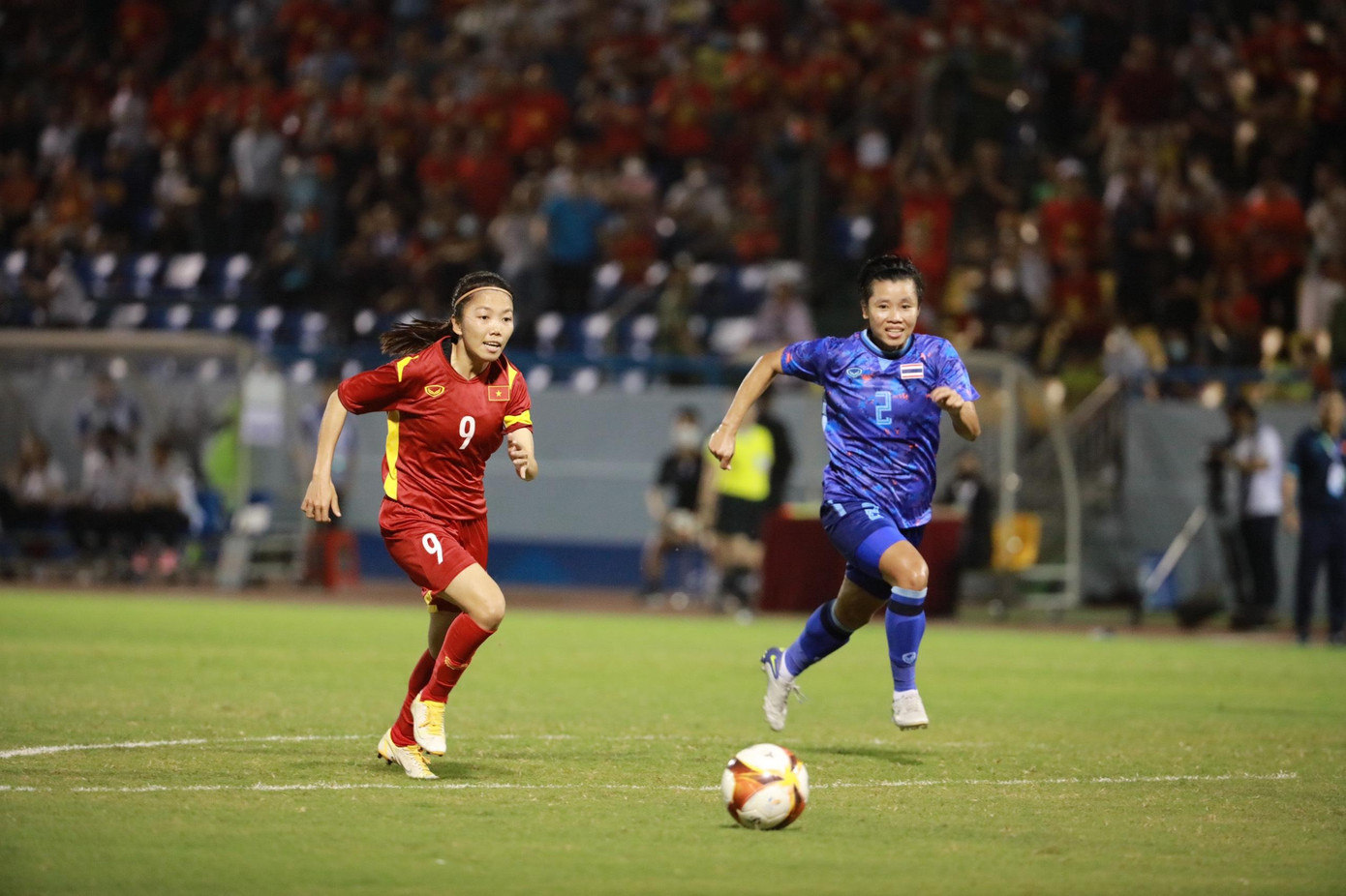 Đánh bại Thái Lan, đội tuyển nữ Việt Nam lần thứ 7 lên ngôi vô địch SEA Games ảnh 39