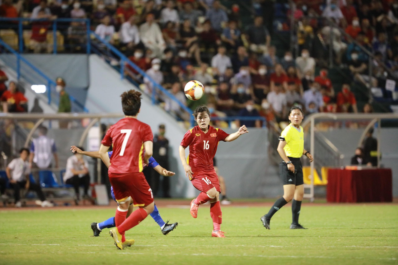 Đánh bại Thái Lan, đội tuyển nữ Việt Nam lần thứ 7 lên ngôi vô địch SEA Games ảnh 29