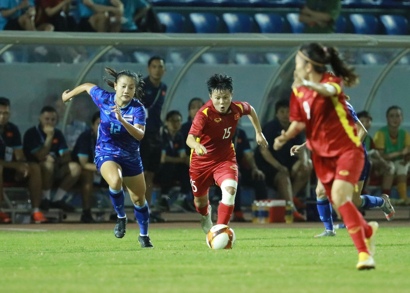 Đánh bại Thái Lan, đội tuyển nữ Việt Nam lần thứ 7 lên ngôi vô địch SEA Games ảnh 21