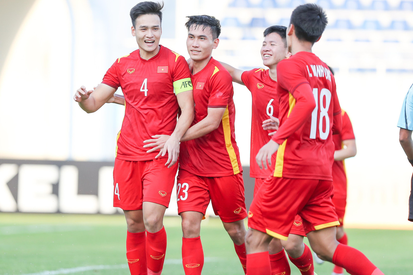 U23 Việt Nam vào tứ kết sau khi hạ Hổ Malaya 2-0 ảnh 16
