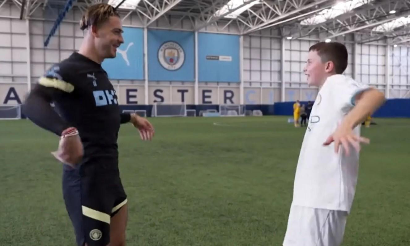 Bí mật xúc động sau màn ăn mừng kỳ lạ của ngôi sao tuyển Anh ảnh 2 Bí mật xúc động sau màn ăn mừng kỳ lạ của ngôi sao tuyển Anh ảnh 2