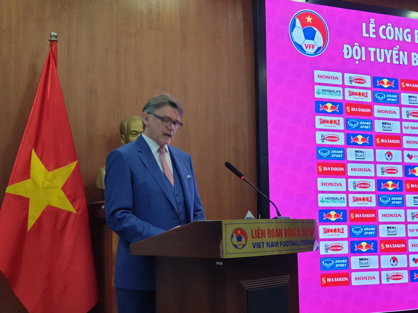 HLV Troussier: Tôi dẫn dắt đội tuyển Việt Nam vì mục tiêu World Cup 2026 ảnh 6