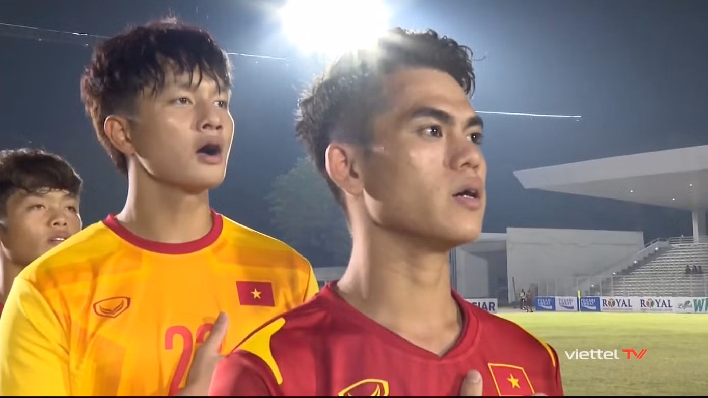 U19 Việt Nam dắt tay U19 Thái Lan vào bán kết sau trận hoà 1-1 ảnh 4 U19 Việt Nam dắt tay U19 Thái Lan vào bán kết sau trận hoà 1-1 ảnh 4