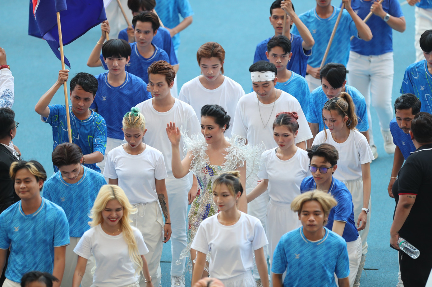 Lễ khai mạc SEA Games 32: Lung linh sắc màu ảnh 25