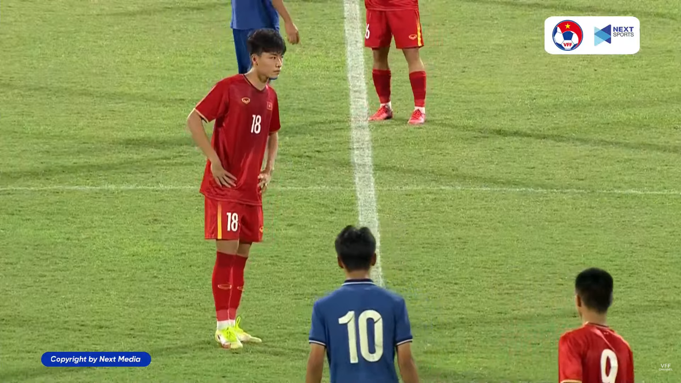 Đánh bại U17 Thái Lan 3-0, U17 Việt Nam giành vé dự VCK U17 châu Á đầy ấn tượng ảnh 2 Đánh bại U17 Thái Lan 3-0, U17 Việt Nam giành vé dự VCK U17 châu Á đầy ấn tượng ảnh 2