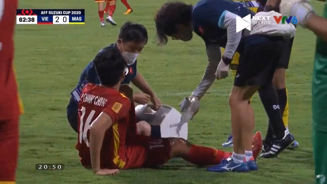 Thắng 3-0, Việt Nam vùi dập Malaysia ảnh 21 Thắng 3-0, Việt Nam vùi dập Malaysia ảnh 21