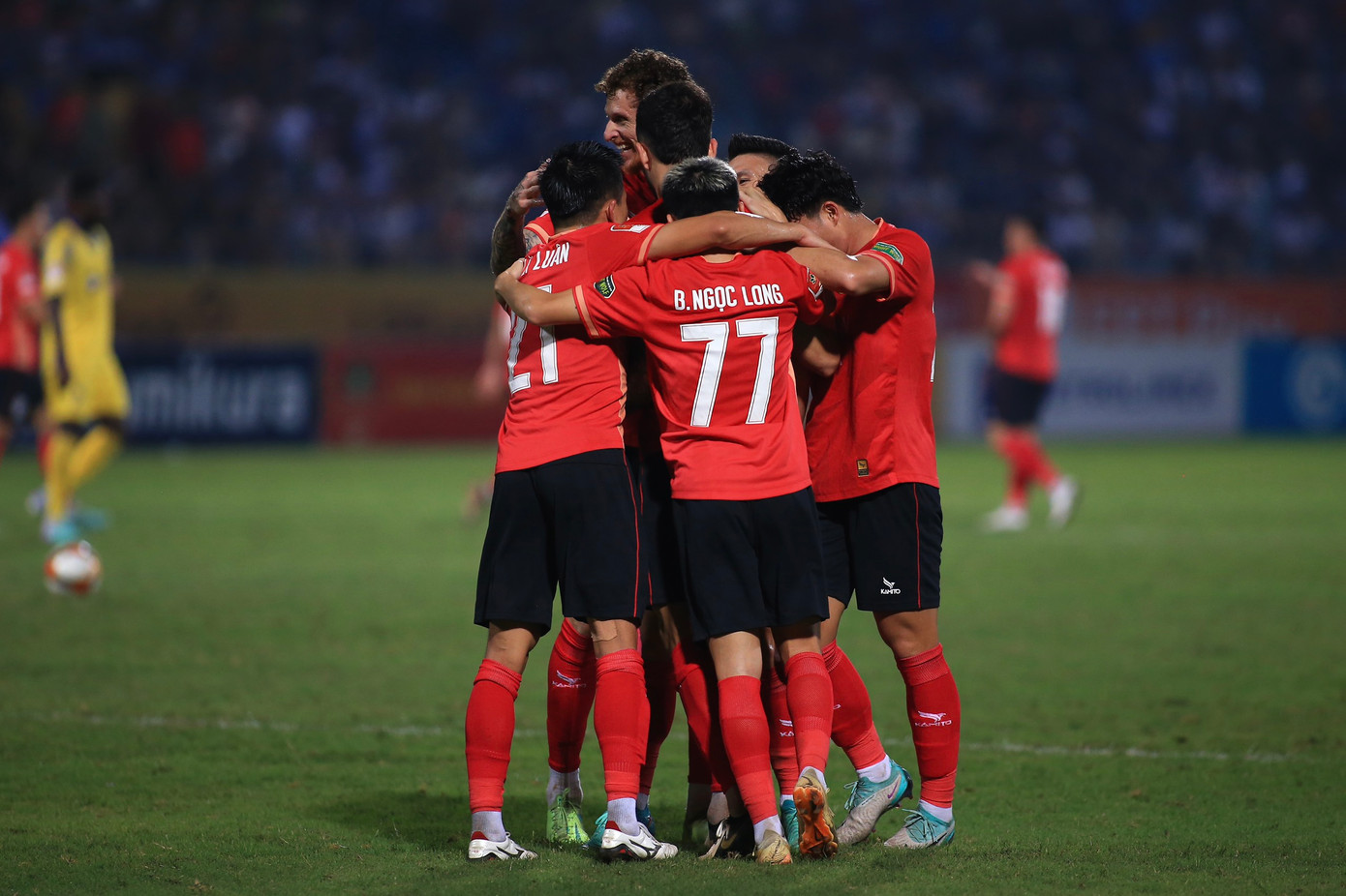 Quang Hải lập siêu phẩm đá phạt, CLB Công an Hà Nội thắng dễ SLNA ảnh 18