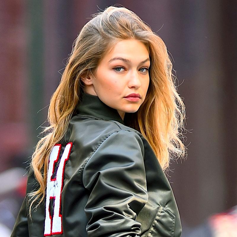 Gigi là con gái của ông trùm bất động sản Mohamed Hadid. Cô là một trong những người mẫu trẻ nhất góp mặt trong danh sách.