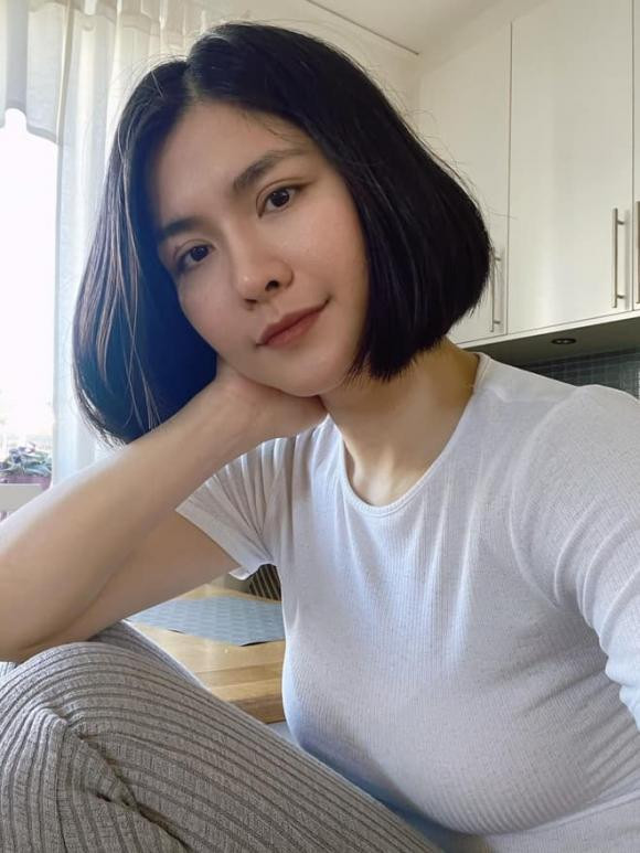 Nhan sắc của nữ diễn viên Đội Đặc Nhiệm Nhà C21 sau hơn 10 năm rời xa showbiz vẫn khiến công chúng phải trầm trồ Nhan sắc của nữ diễn viên Đội Đặc Nhiệm Nhà C21 sau hơn 10 năm rời xa showbiz vẫn khiến công chúng phải trầm trồ