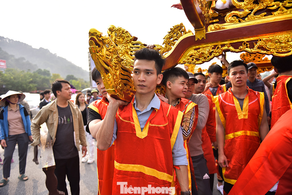 Lễ hội năm nay được tổ chức với phần lễ gồm lễ cáo, lễ rước kiệu, lễ khai mạc, lễ dâng hương và lễ tạ.