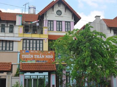 Trường mầm non tư thục Thiên thần nhỏ - nơi xảy ra sự việc đáng tiếc về cháu Hương. Ảnh: Tuấn Nguyễn. Trường mầm non tư thục Thiên thần nhỏ - nơi xảy ra sự việc đáng tiếc về cháu Hương