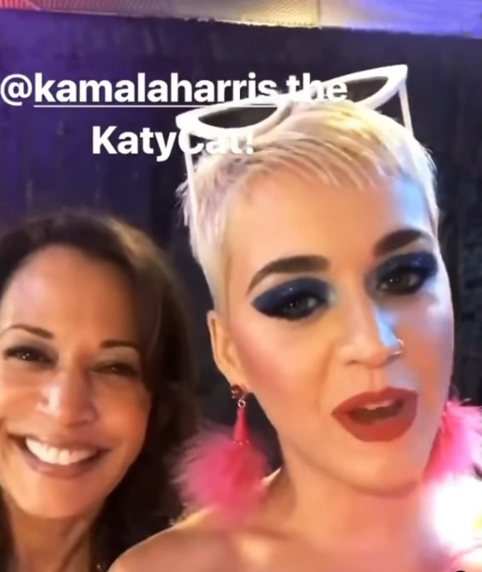 Katy Perry chia sẻ khoảnh khắc hài hước tại điểm bầu cử. Cô cũng đăng ảnh chụp cùng bà Harris để khẳng định lập trường chính trị của mình.