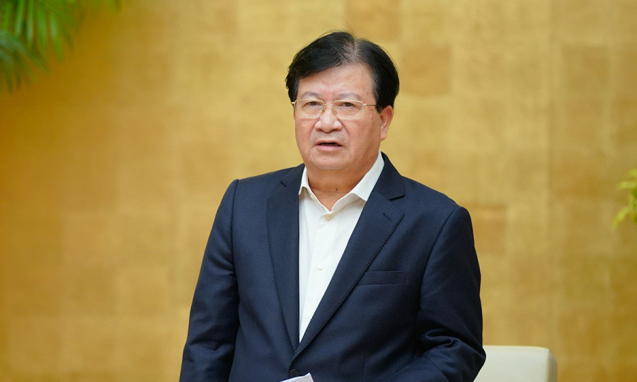 Bộ Chính trị quyết định thi hành kỷ luật Khiển trách ông Trịnh Đình Dũng và ông Mai Tiến Dũng.