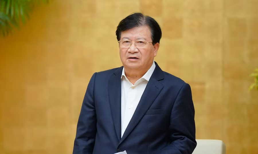 Bộ Chính trị quyết định thi hành kỷ luật Khiển trách ông Trịnh Đình Dũng và ông Mai Tiến Dũng.