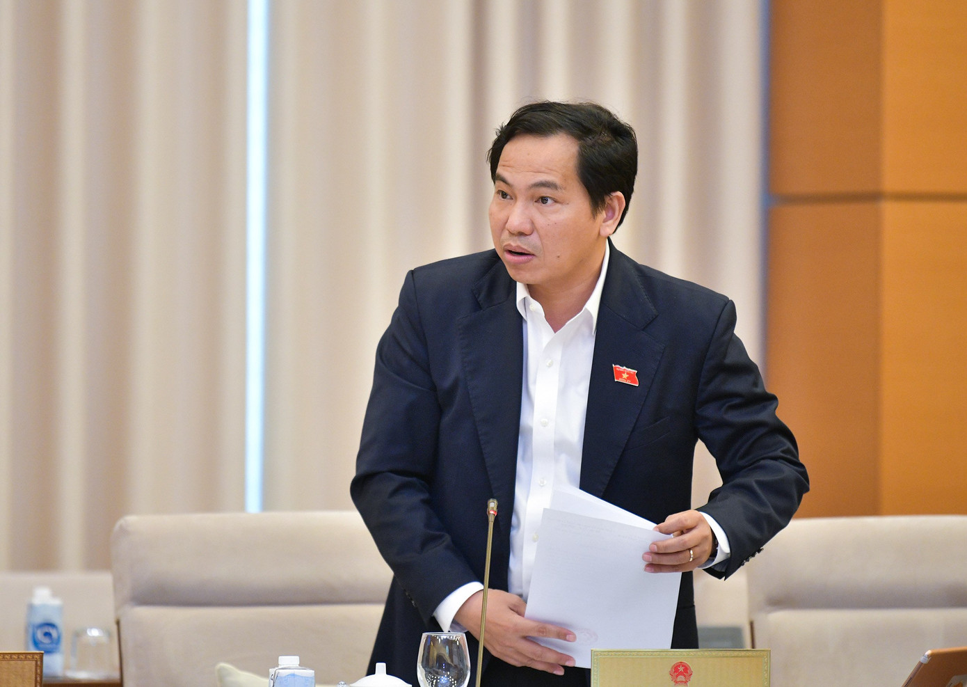 Chủ nhiệm Ủy ban Tài chính, Ngân sách Lê Quang Mạnh. Chủ nhiệm Ủy ban Tài chính, Ngân sách Lê Quang Mạnh.