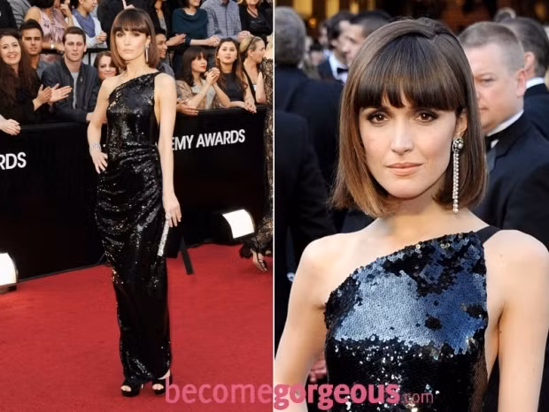 Angelina Jolie sang trọng trong chiếc đầm cúp ngực bằng nhung đen của Atelier Versace. Đường xẻ cao, khoe đôi chân dài, tôn thêm nét quyến rũ. Nữ diễn viên Michelle Williams đến với thảm đỏ Oscar năm 2012 trong bộ váy thướt tha màu đỏ rực rỡ của Louis Vuitton. "Nửa kia" của George Clooney là Stacy Kiebler lộng lẫy trong chiếc váy Marchesa vàng ánh kim, thiết kế của Marchesa rất sang trọng và nữ tính từ những tạo hình, xếp nếp rất gợi cảm. Jennifer Lopez mặc chiếc váy của Zuhair Murad, chiếc đầm ôm sát cơ thể cùng những đường kẻ đơn giản của chất liệu càng làm tăng vẻ đẹp của cô. Nữ diễn viên Rose Byrne ấn tượng trong chiếc đầm lệch vai màu đen long lanh của Vivienne Westwood. Jessica Chastain xuất hiện trong chiếc đầm sang trọng của Alexander McQueen. Những họa tiết hoa văn được thêu tỉ mỉ là nét ấn tượng trên thiết kế tuyệt vời này. Viola Davis tràn đầy sức sống trong chiếc đầm màu xanh lá cây của Vera Wang