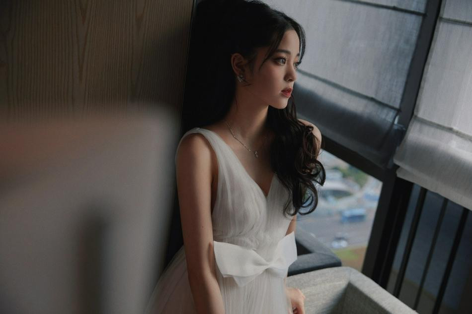 Âu Dương Na Na trung thành với phong cách công chúa ngọt ngào.