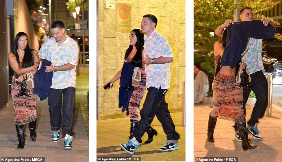 Cuối ngày, cặp đôi cùng nhau rời chương trình. Puglia cẩn thận dùng áo che mặt bạn gái để tránh bị paparazzi làm phiền.