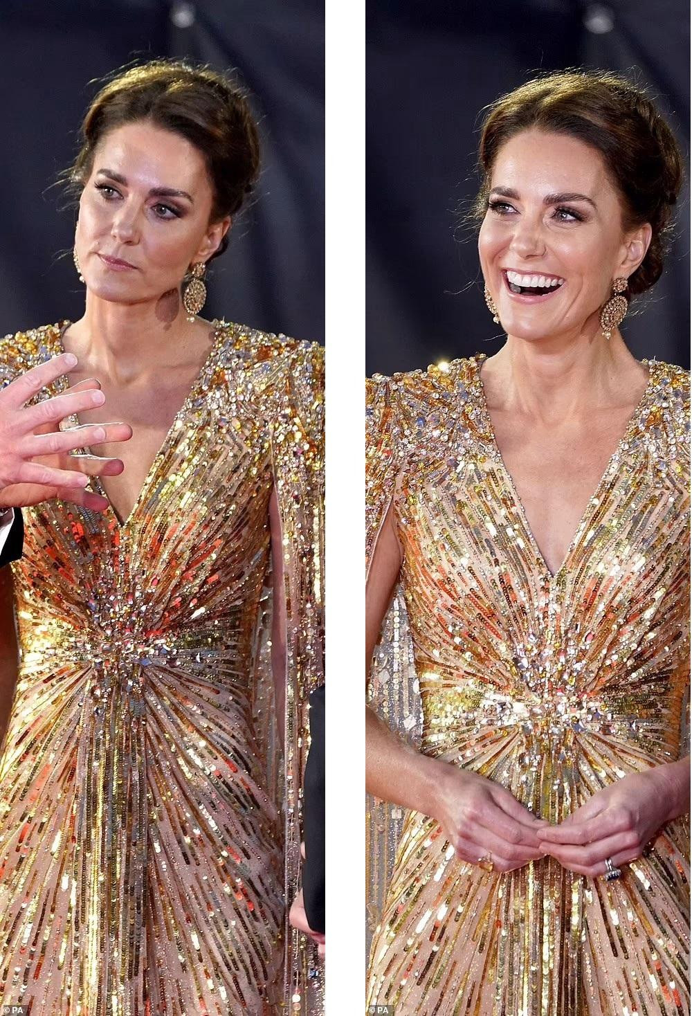 Ở tuổi 39, Công tước phu nhân xứ Cambridge lộ dấu vết tuổi tác trên gương mặt nhưng điều đó không ảnh hưởng nhiều đến nét dịu dàng, rạng rỡ cùng khí chất thanh tao, quý phái của con dâu nhà Hoàng gia Anh.