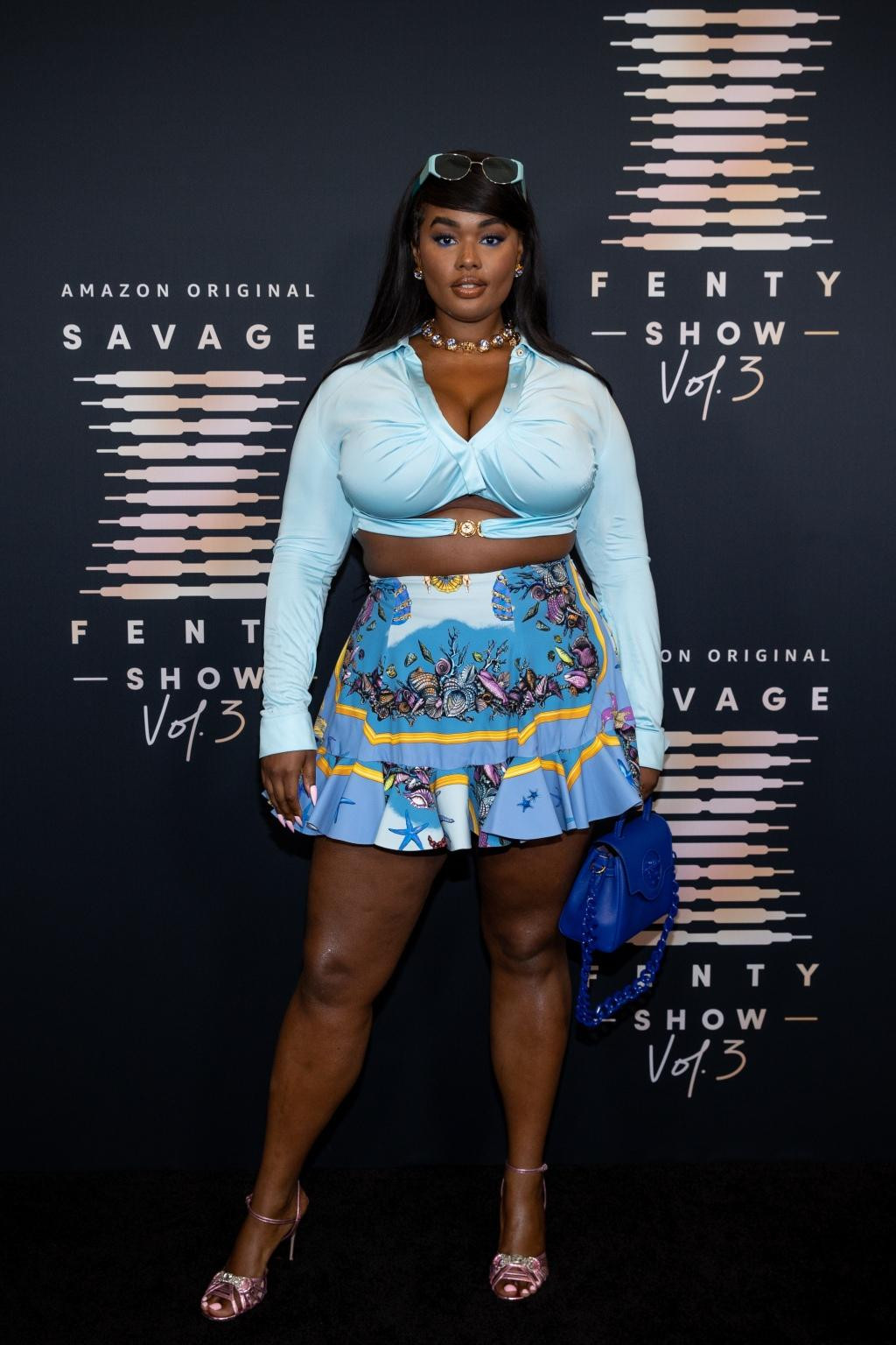 Mẫu ngoại cỡ Precious Lee.