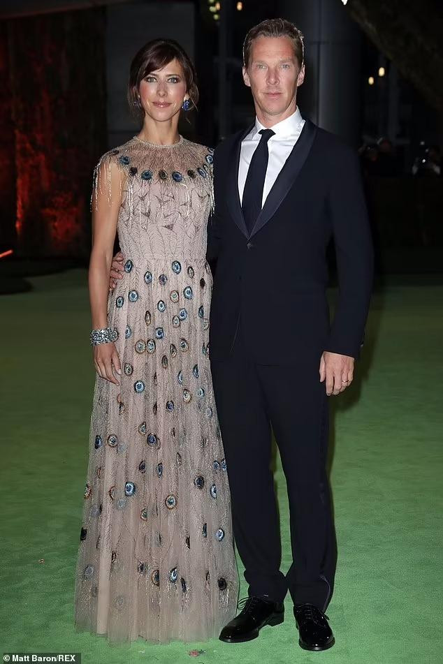 "Phù thủy tối thượng" Benedict Cumberbatch và bà xã Sophie Hunter.