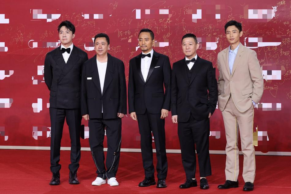 Ê kíp phim &quot;Water Boys&quot;. Dàn diễn viên phim &quot;If One Day I Will Leave You&quot; (Nếu một ngày tôi rời xa em).