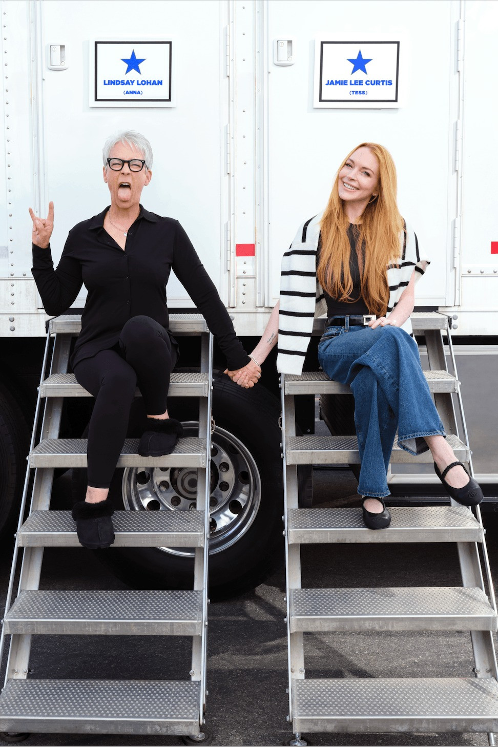 Freaky Friday (Ngày Thứ Sáu Kỳ Quái) chính thức có phần 2 sau phần 1 quá đình đám. Freaky Friday (Ngày Thứ Sáu Kỳ Quái) chính thức có phần 2 sau phần 1 quá đình đám.