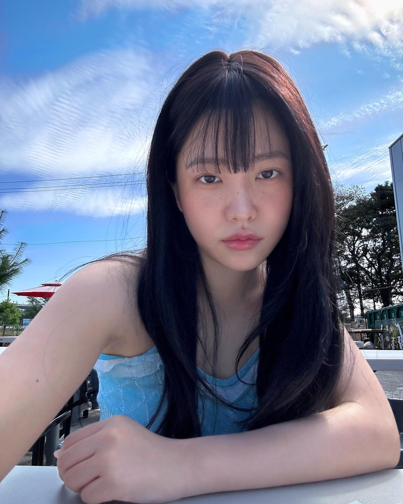 Kết hợp tinh tế giữa công thức khoa học tiên tiến và trải nghiệm cảm quan thú vị, tạo nên những sản phẩm vừa nuôi dưỡng làn da, vừa thổi bừng sức sống cho vẻ ngoài. Kết hợp tinh tế giữa công thức khoa học tiên tiến và trải nghiệm cảm quan thú vị, tạo nên những sản phẩm vừa nuôi dưỡng làn da, vừa thổi bừng sức sống cho vẻ ngoài.