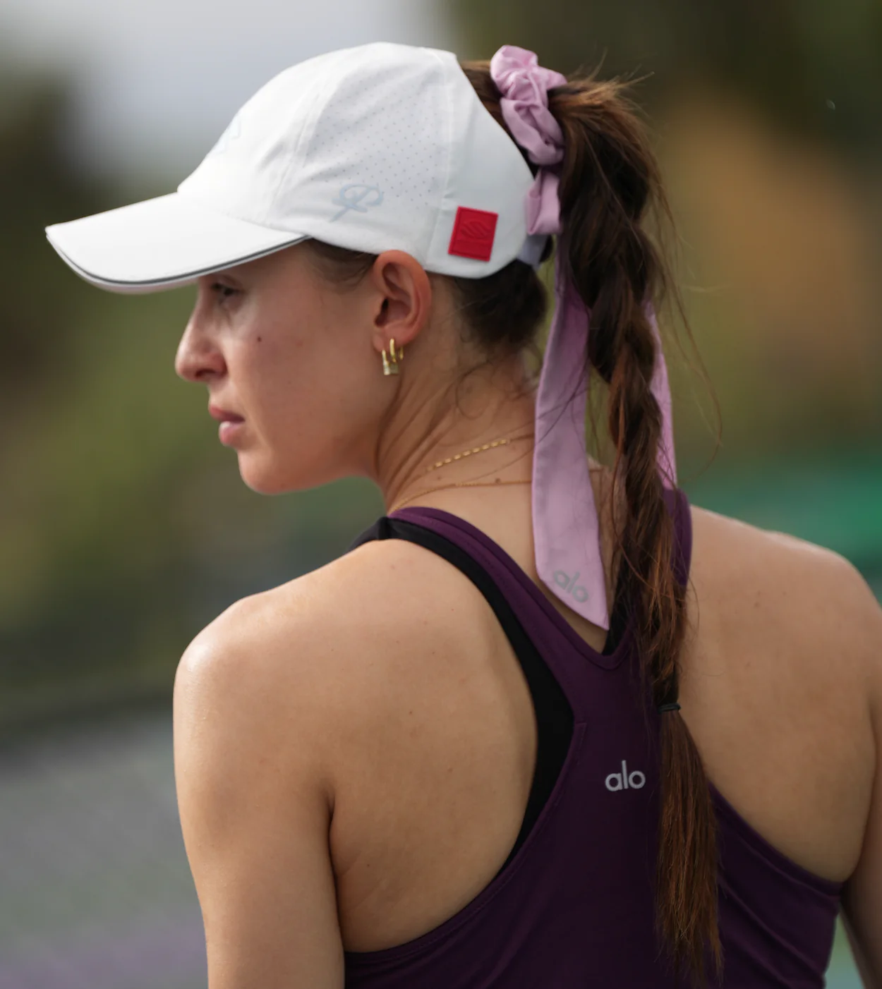 Kiểu tóc tết không chỉ hợp thời trang mà còn thiết thực dành cho những tín đồ pickleball. Kiểu tóc tết không chỉ hợp thời trang mà còn thiết thực dành cho những tín đồ pickleball.