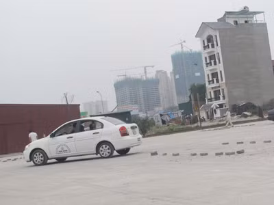Sân tập Nam Trung Yên. Anh: T.Vinh